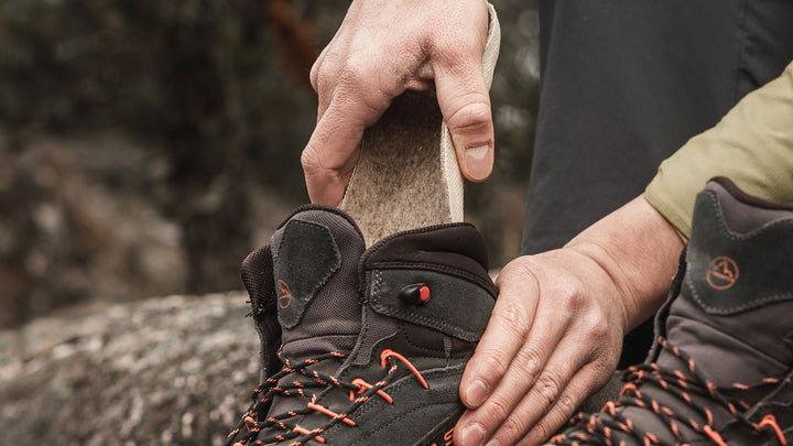 Inserting Esker insoles into hiking boots